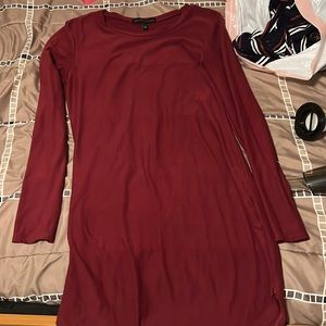 Slim body maroon dress